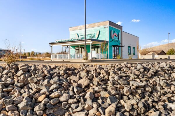 01-Front Detail Large