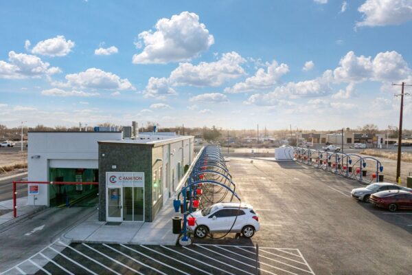 1-web-or-mls-833-n-main-st Large